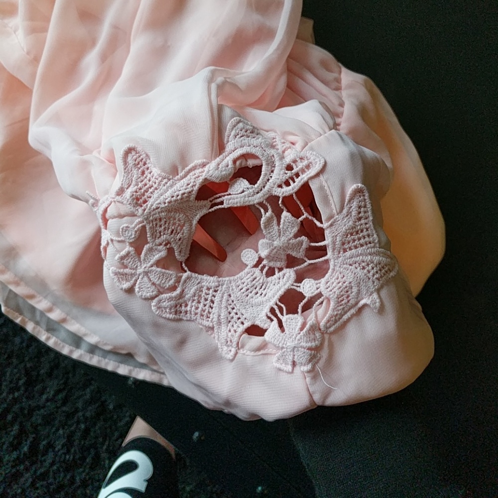 Dress - Picture 3 of 3
